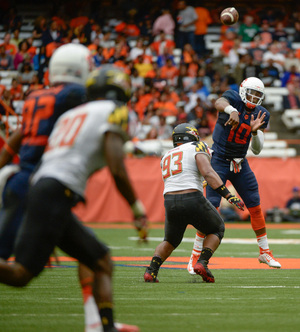 Terrel Hunt looks for a receiver in Syracuse's 34-20 loss to Maryland. Hunt was not as sharp as he was against Central Michigan, and it showed in the team's results. 