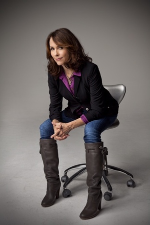 Mary Karr, formerly a poetry columnist for the Washington Post who also a professor of English in the College of Arts and Sciences, will deliver the commencement address May 10.