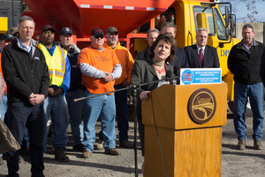 Stephanie Miner, mayor of the city of Syracuse, spoke about increasing funding to the New York State Department of Transportation at a Nov. 18 press conference for the Rebuild New York Now coalition, which seeks to promote awareness about the issues affecting infrastructure in New York state.